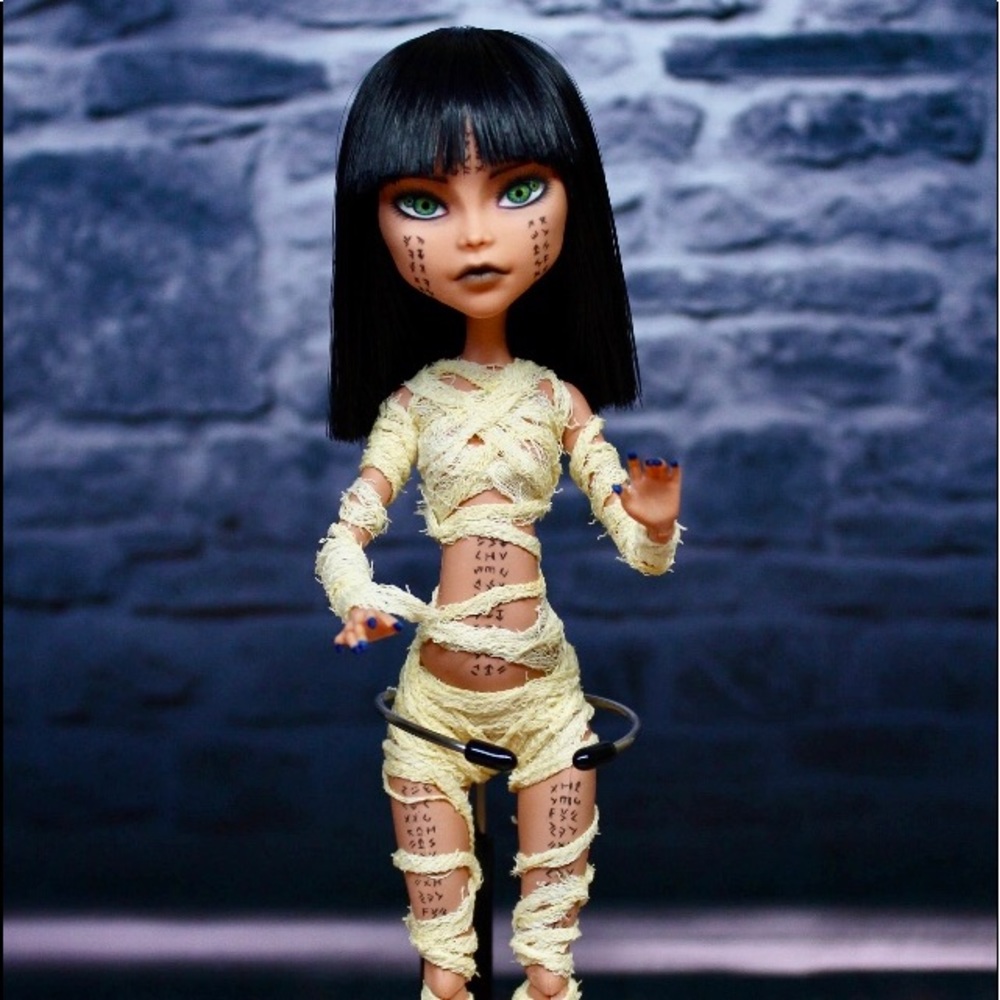 SOLD. Princess Ahmanet The Mummy OOAK - Picture 1 of 8